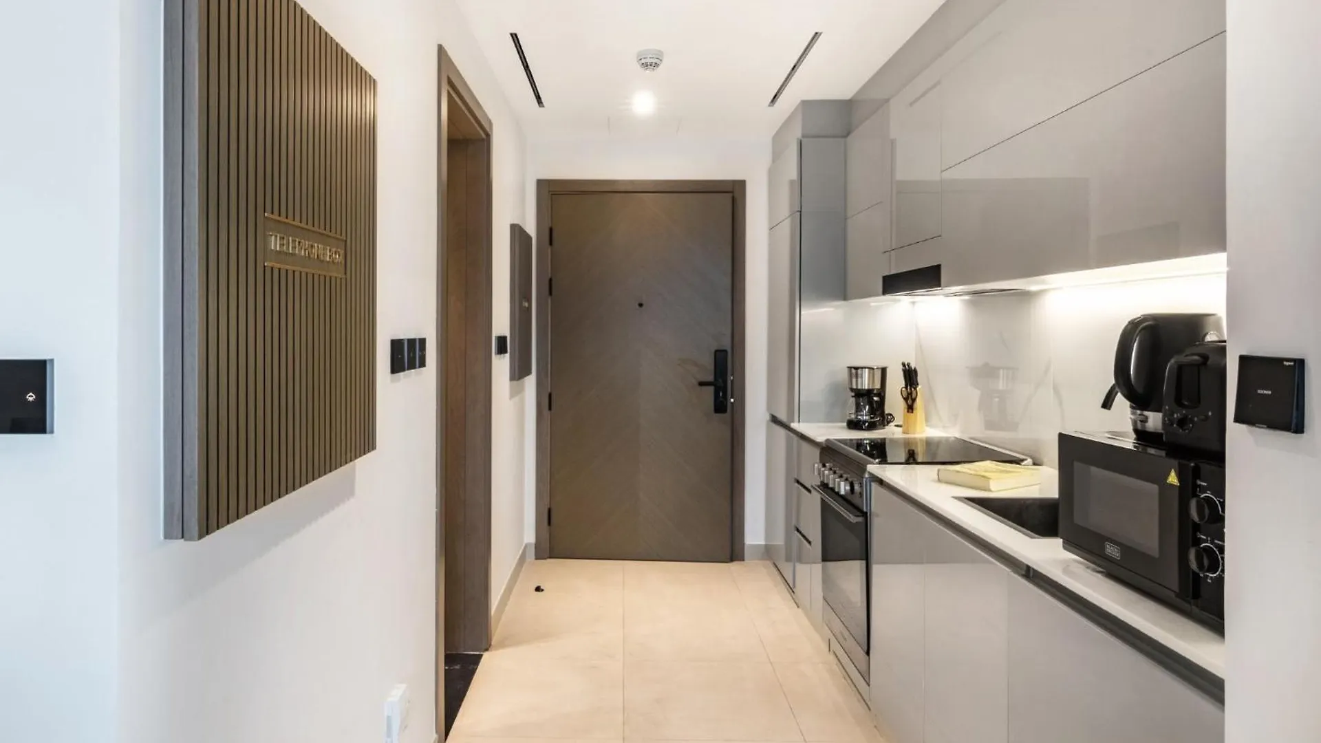 The Smart Concierge - Binghatti Canal 迪拜 公寓