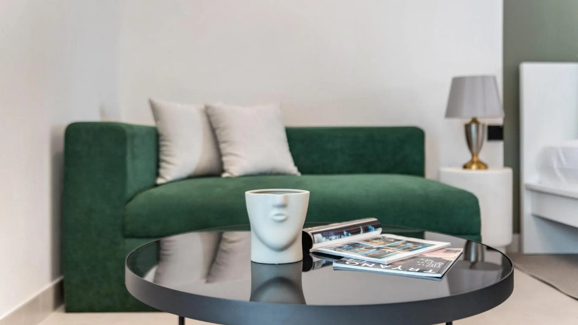 The Smart Concierge - Binghatti Canal Dubai United Arab Emirates